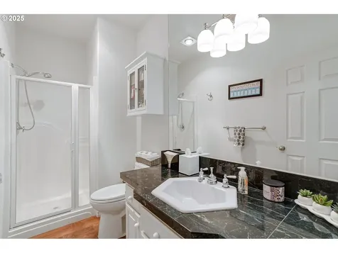 9297 NW Fullner Court Portland OR 97229