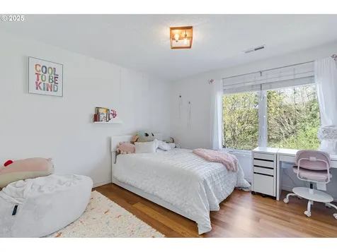 9297 NW Fullner Court Portland OR 97229