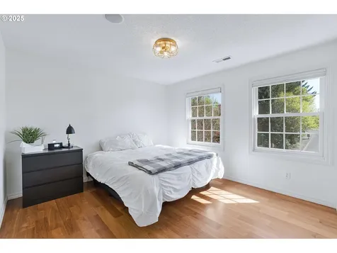 9297 NW Fullner Court Portland OR 97229