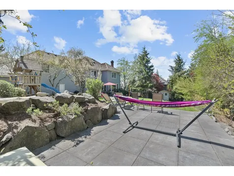 9297 NW Fullner Court Portland OR 97229
