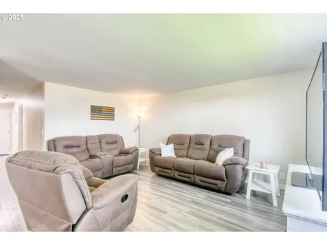 342 W Garfield Street Athena OR 97813