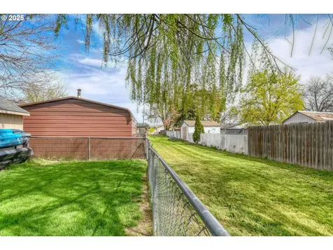 342 W Garfield Street Athena OR 97813