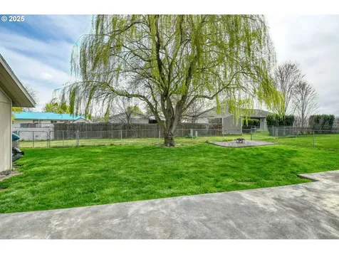 342 W Garfield Street Athena OR 97813