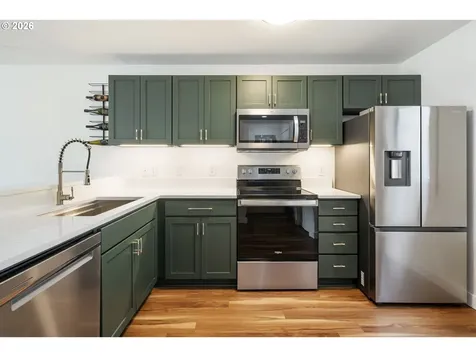 1040 NW Naito Parkway Portland OR 97209