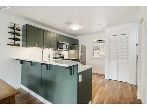 1040 NW Naito Parkway Portland OR 97209