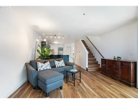 1040 NW Naito Parkway Portland OR 97209