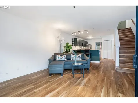 1040 NW Naito Parkway Portland OR 97209
