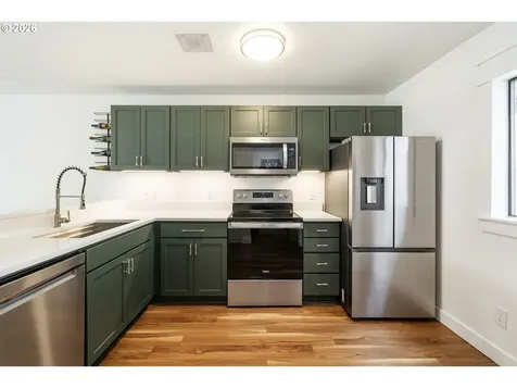 1040 NW Naito Parkway Portland OR 97209