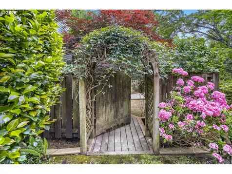 13876 Provincial Hill Drive Lake Oswego OR 97035