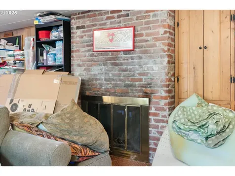 915 SE 53rd Avenue Portland OR 97215