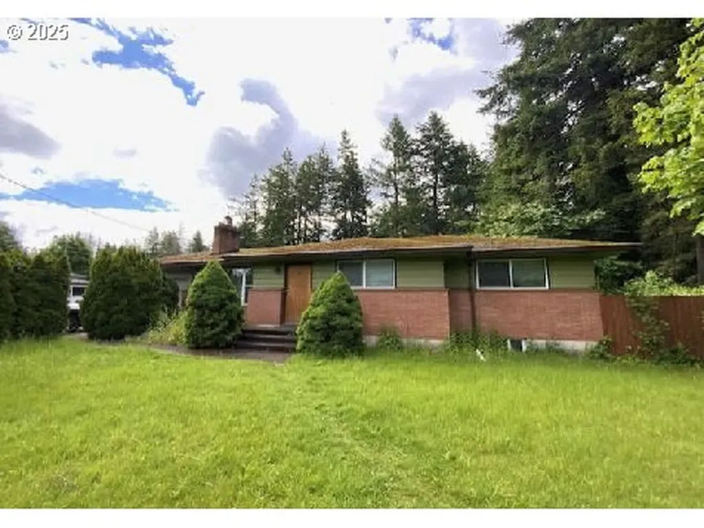 12116 SE Foster Road Portland OR 97266