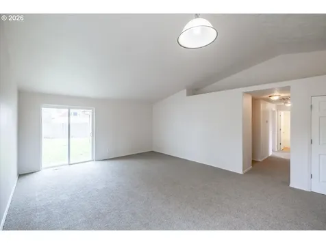 1525 Park Avenue NE Salem OR 97301