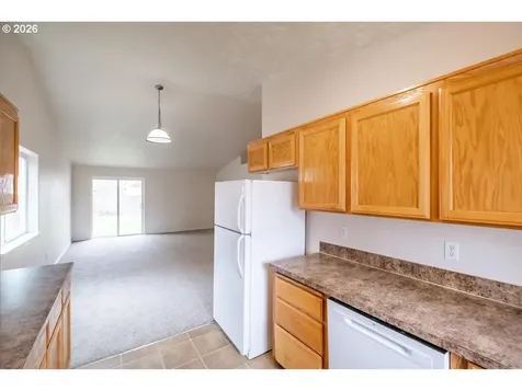 1525 Park Avenue NE Salem OR 97301