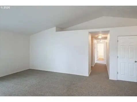 1525 Park Avenue NE Salem OR 97301
