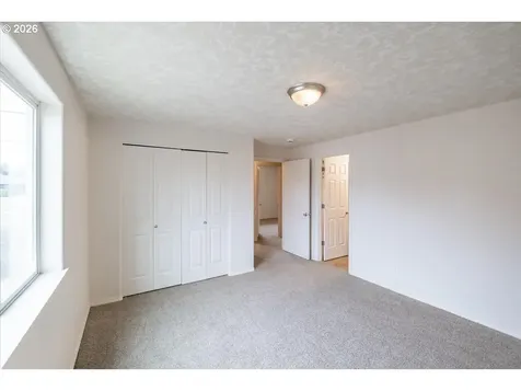 1525 Park Avenue NE Salem OR 97301