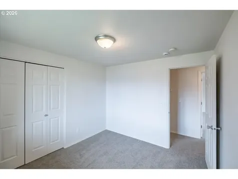 1525 Park Avenue NE Salem OR 97301