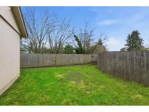1525 Park Avenue NE Salem OR 97301