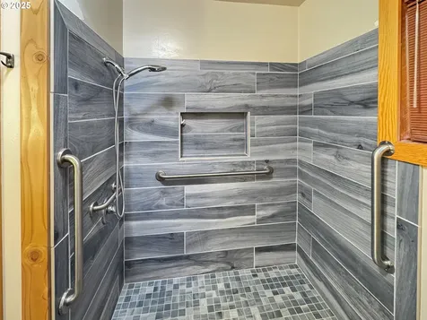 115 1st Avenue Randle WA 98377