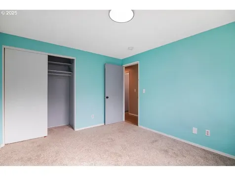 18530 SE Mill Street Portland OR 97233