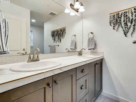 7016 S 11th Street Ridgefield WA 98642
