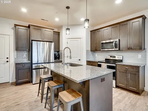 7016 S 11th Street Ridgefield WA 98642