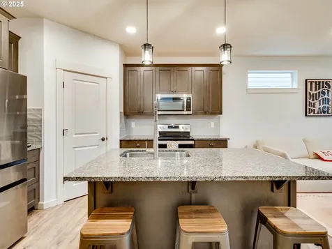 7016 S 11th Street Ridgefield WA 98642