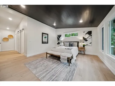 17253 SW Rivendell Drive Portland OR 97224