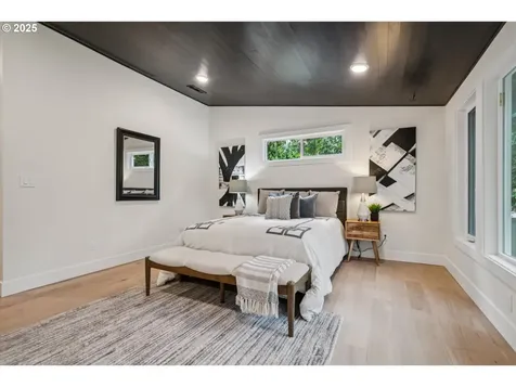17253 SW Rivendell Drive Portland OR 97224