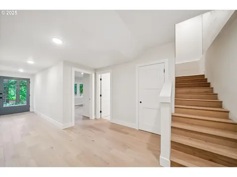 17253 SW Rivendell Drive Portland OR 97224
