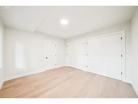 17253 SW Rivendell Drive Portland OR 97224