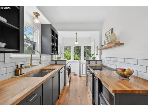 4210 NE 65th Avenue Portland OR 97218
