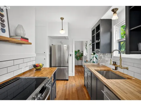 4210 NE 65th Avenue Portland OR 97218