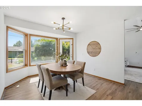 1114 Neal Road White Salmon WA 98672