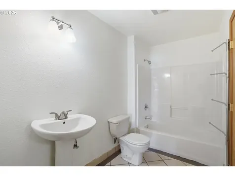 1114 Neal Road White Salmon WA 98672