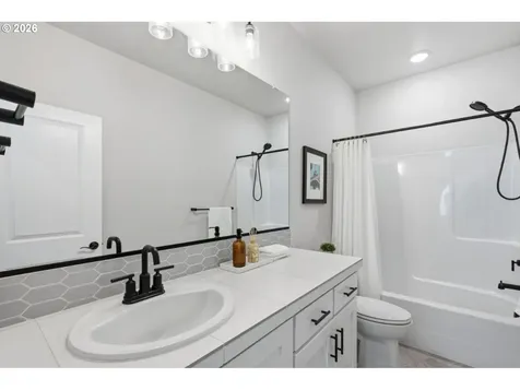 6837 SE Provence Street Hillsboro OR 97123
