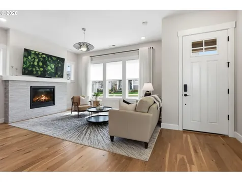 6837 SE Provence Street Hillsboro OR 97123