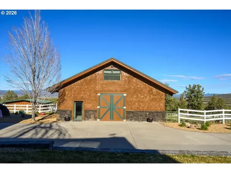 1299 NW Mcdaniel Road Powell Butte OR 97753