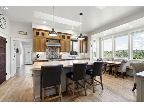 2764 E 40th Avenue Eugene OR 97405