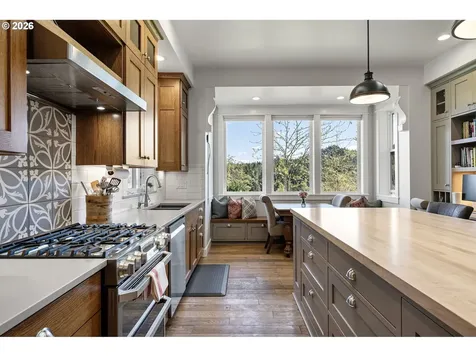 2764 E 40th Avenue Eugene OR 97405