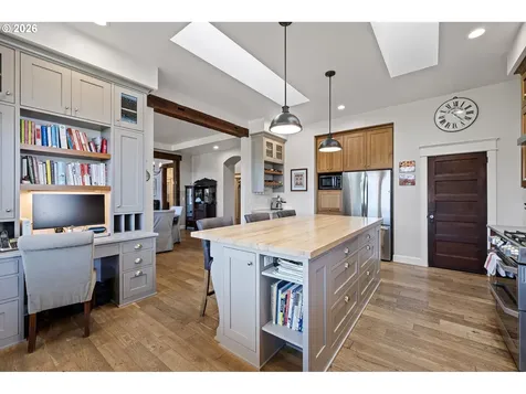 2764 E 40th Avenue Eugene OR 97405