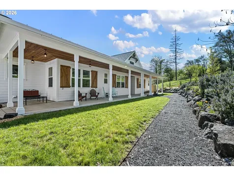 2764 E 40th Avenue Eugene OR 97405