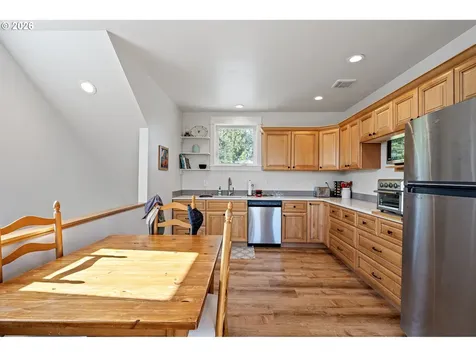 2764 E 40th Avenue Eugene OR 97405