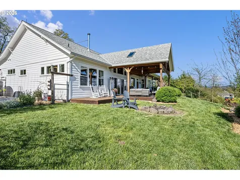 2764 E 40th Avenue Eugene OR 97405