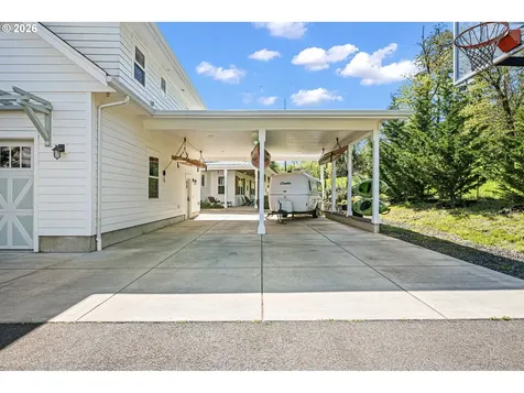 2764 E 40th Avenue Eugene OR 97405