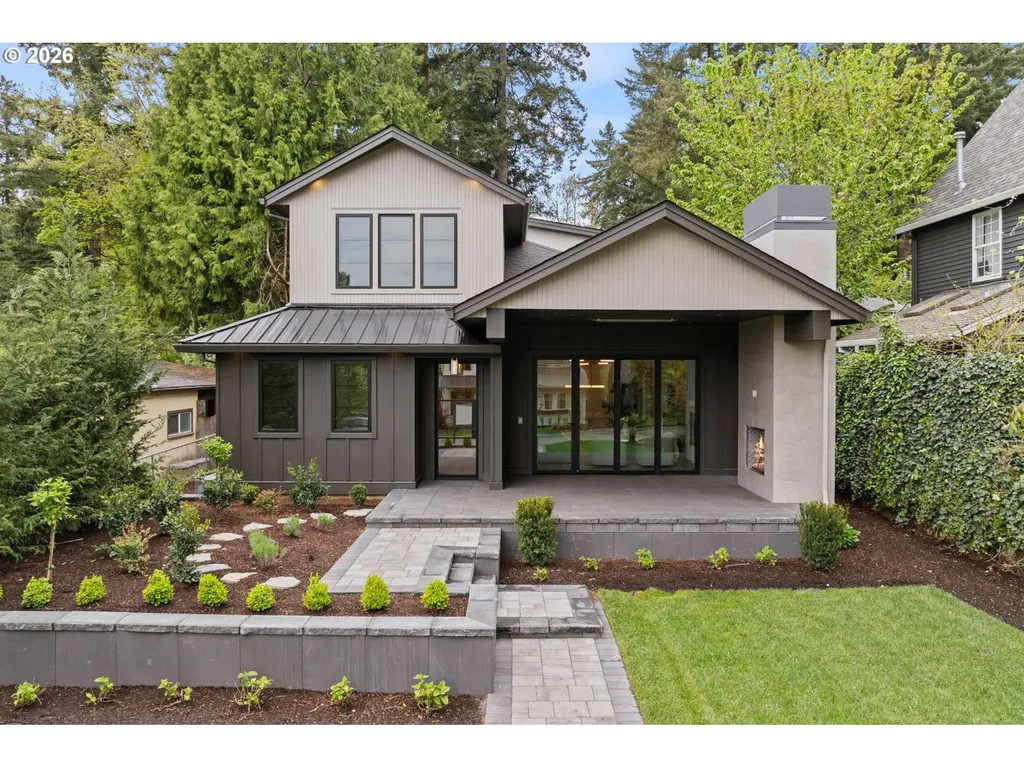 530 8th Street Lake Oswego OR 97034
