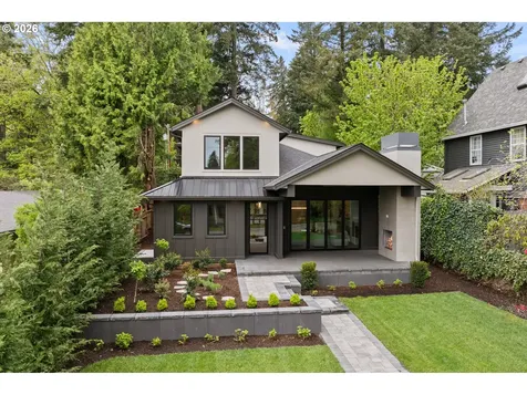 530 8th Street Lake Oswego OR 97034