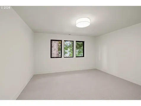 530 8th Street Lake Oswego OR 97034