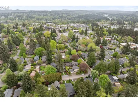 530 8th Street Lake Oswego OR 97034