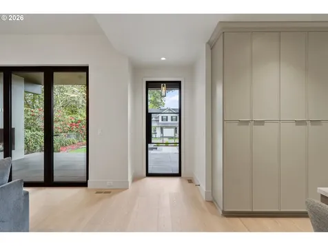 530 8th Street Lake Oswego OR 97034