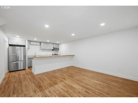 50 S 17th Street Cottage Grove OR 97424